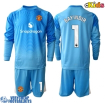 Manchester United Altay Bayindir #1 Goalkeeper Replica Home Minikit 2025-26 Long Sleeve (+ pants)